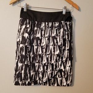 Banana Rebublic Black/White Mini Wrap Skirt Size 2